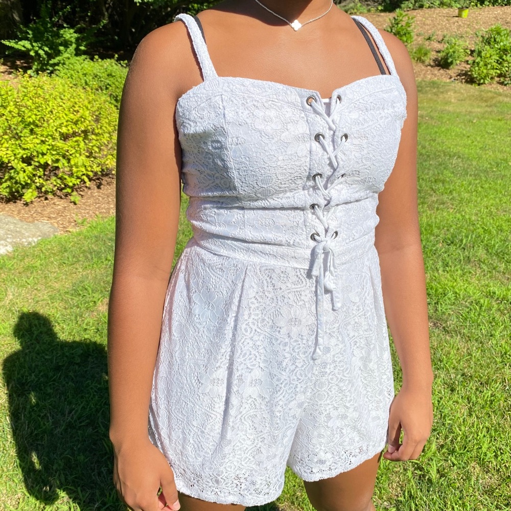 Hollister White Lace Tie Up Romper